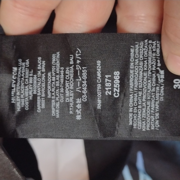 Hurley board shorts size 30 - Picture 4 of 6